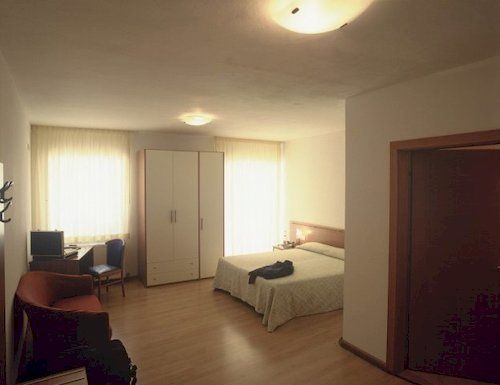 Hotel Scarano 3*
